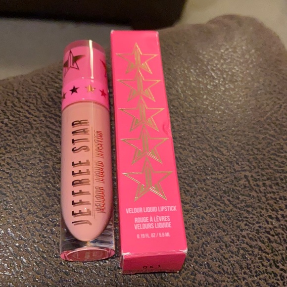 Jeffree Star Other - Jeffree Star Velour Liquid Lipstick Color Skin Tight